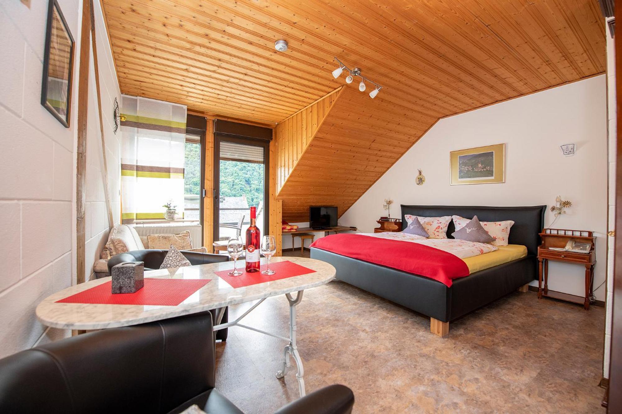 Ferienwohnung Hirschen-Schuster Mesenich Exterior foto